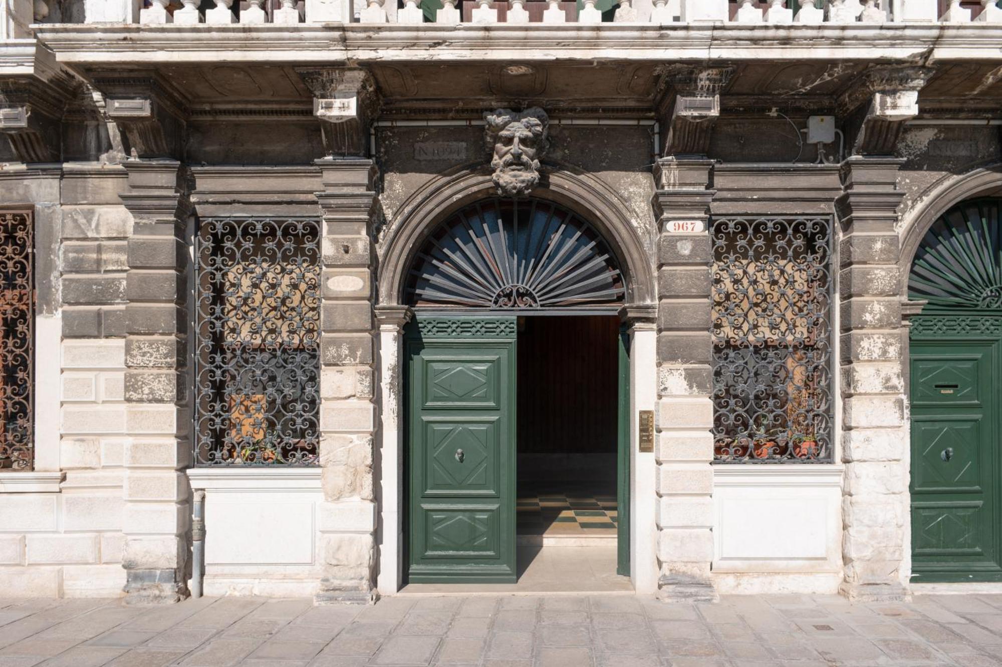 Rousseau'S Apartment Venice Exterior photo